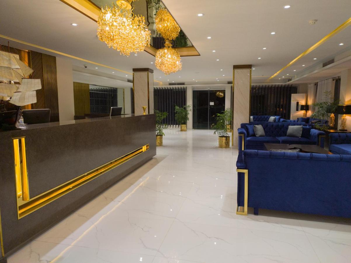 Envoy Continental Hotel Исламабад Экстерьер фото
