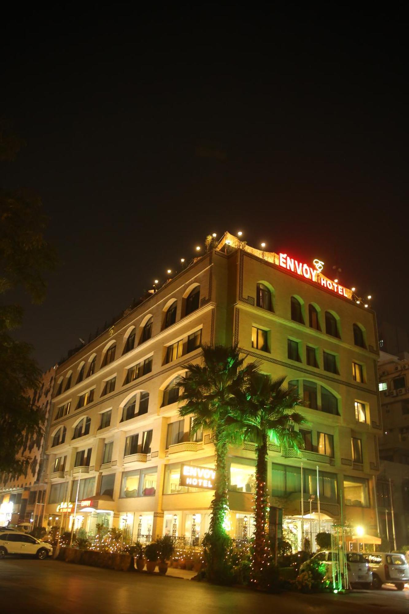 Envoy Continental Hotel Исламабад Экстерьер фото